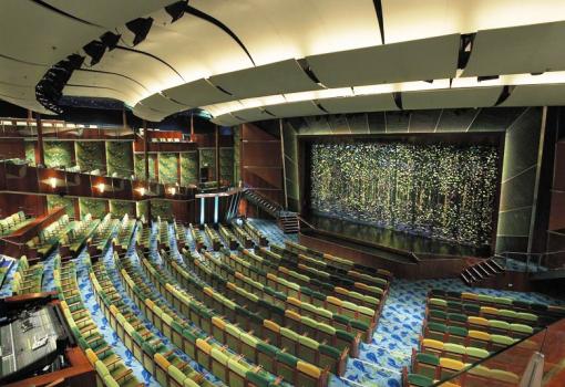 El Teatro del Buque ofrece espectáculos cada noche